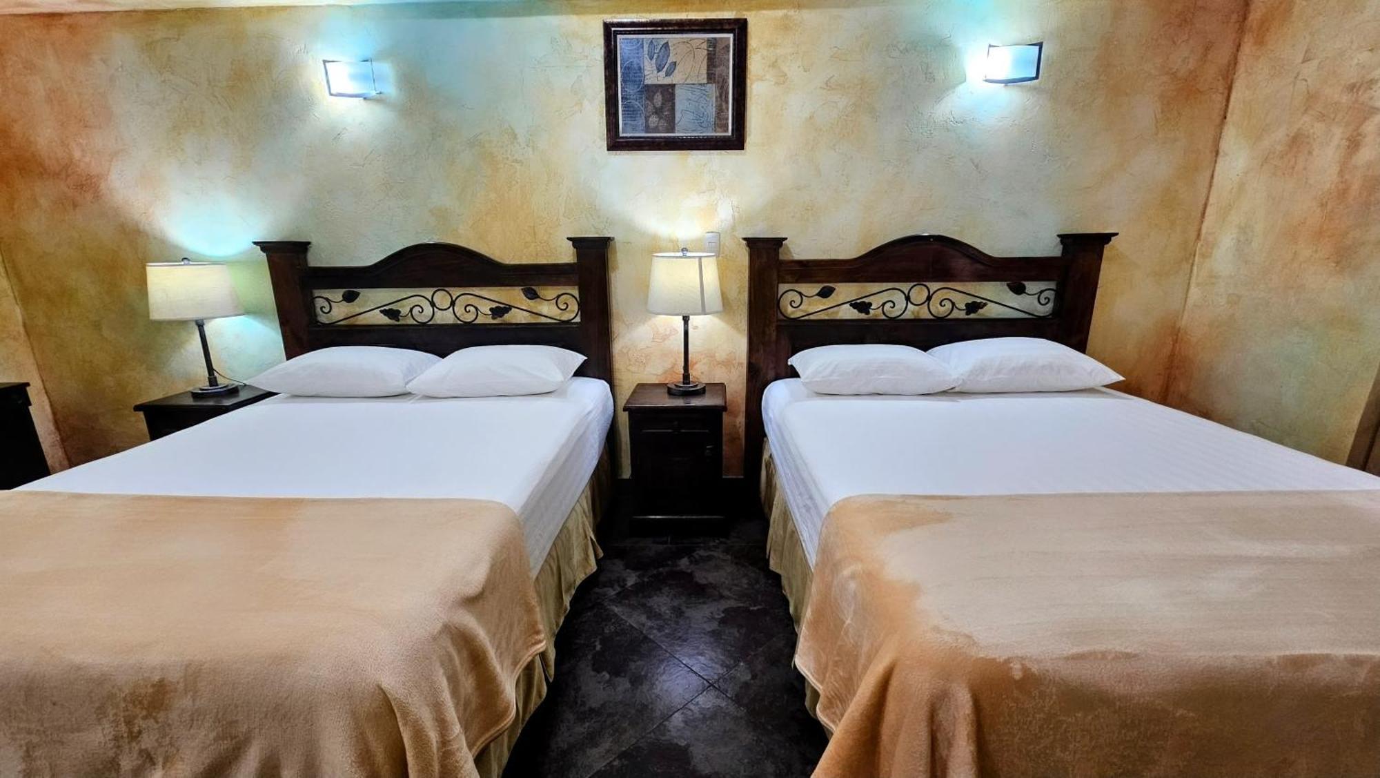 Antigua Inn Hotel Guatemala Exterior foto